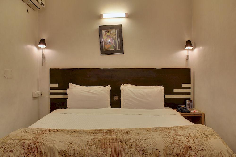 Hotel Oyo 358 Sarojini Nagar Neu-Delhi Exterior foto